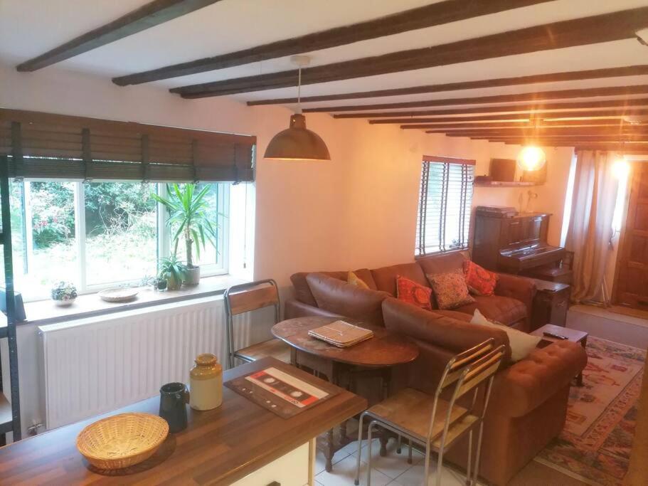 The Old Barn, Cosy Townhouse In Leominster别墅 外观 照片